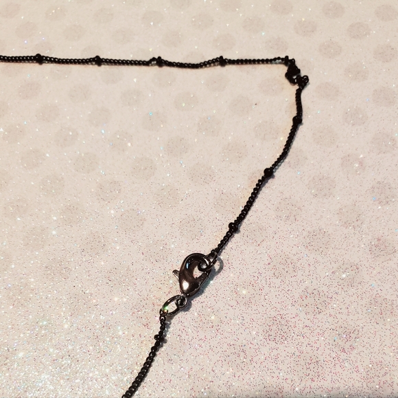 Tina Tarnoff GONE WITH THE WIND Necklace. Silhouette Jewelry. - Picture 4 of 8